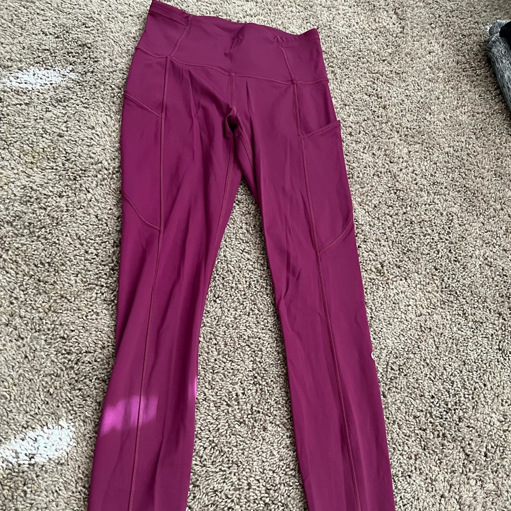 Lululemon leggings with pockets